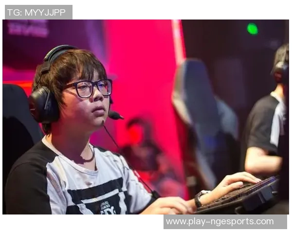 聚焦和平精英EDG战队个人能力提升与团队协作的深度分析与探讨 聚焦和平精英EDG战队个人能力提升与团队协作的深度分析与探讨