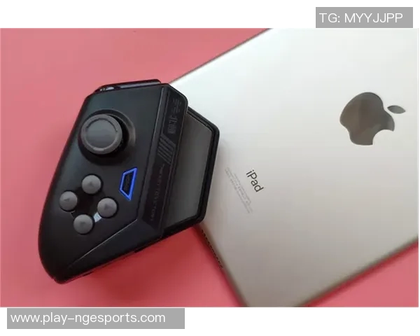 电竞实时数据分析和平精英战术解析FPX防守策略的深度解读